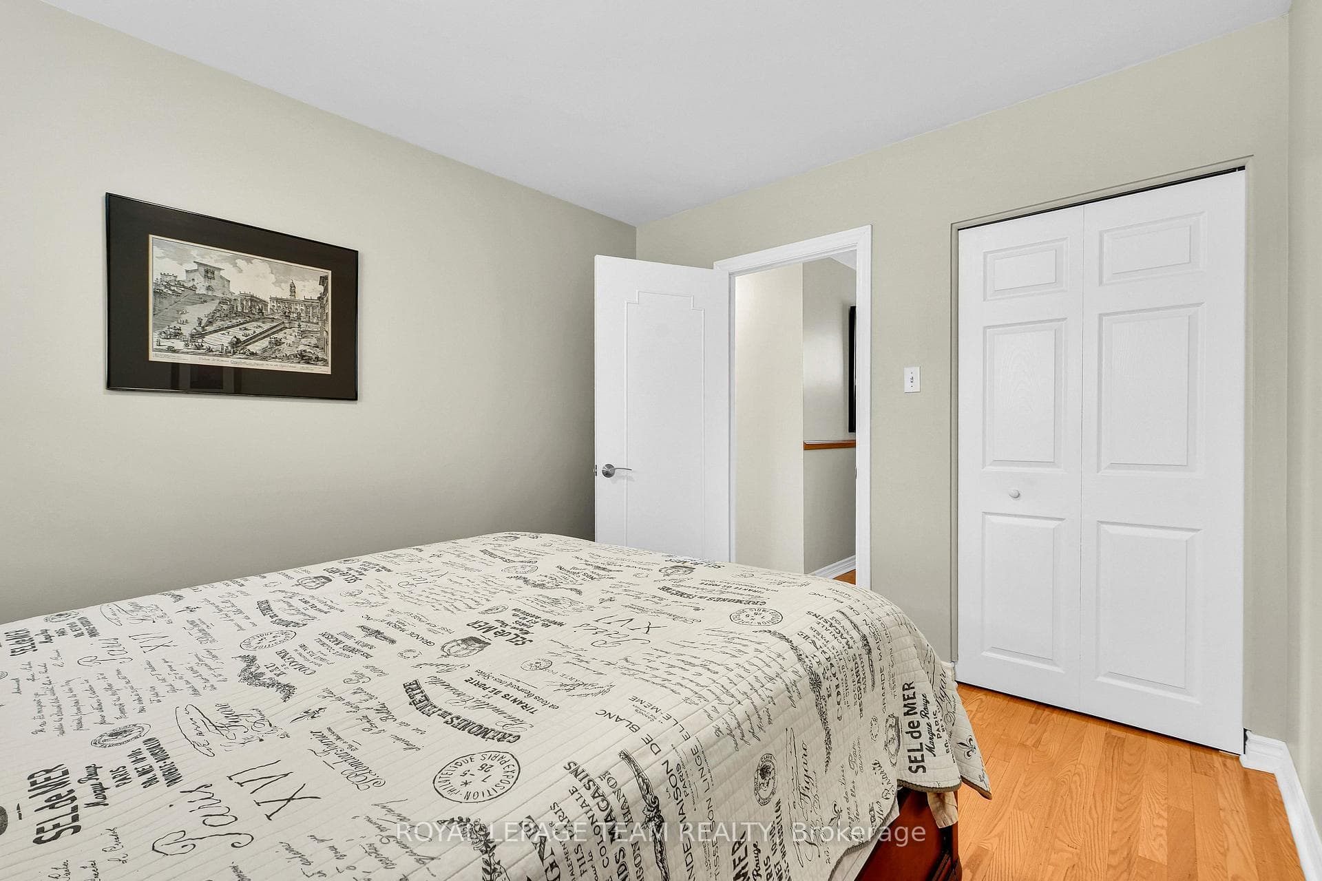 2250 Urbandale Drive photo 26
