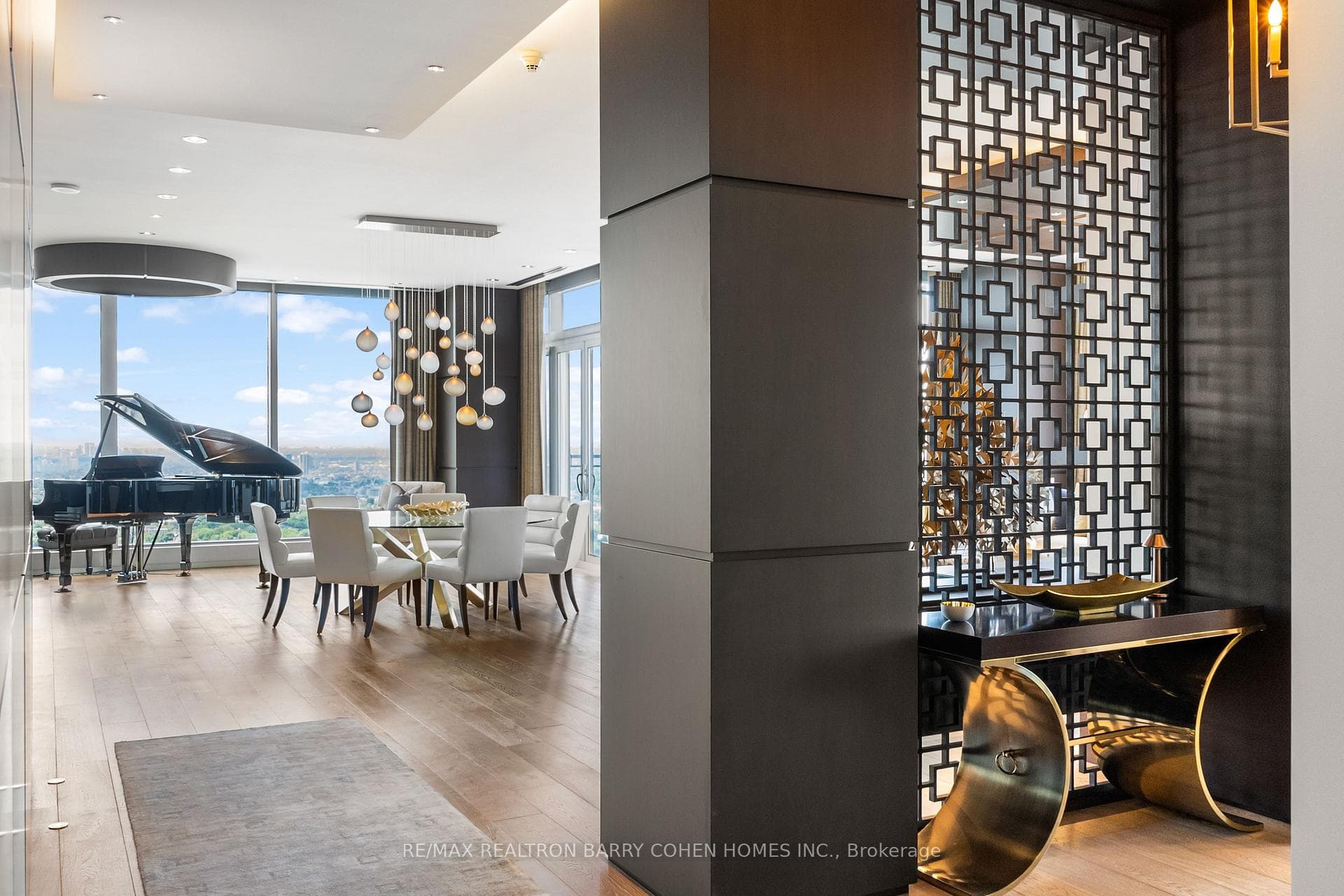 50 Yorkville Avenue Unit 4501 photo 4