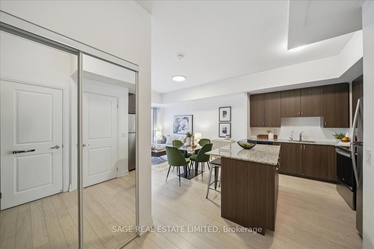 56 Coles Avenue Unit 203 photo 7