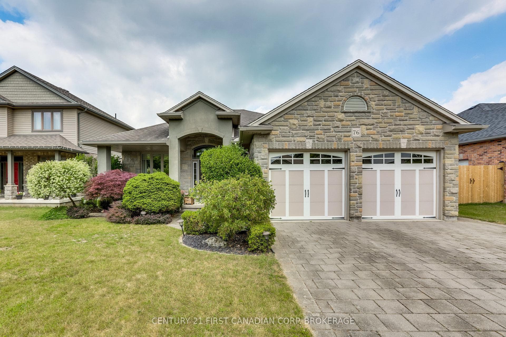 76 Sloan Drive photo 1