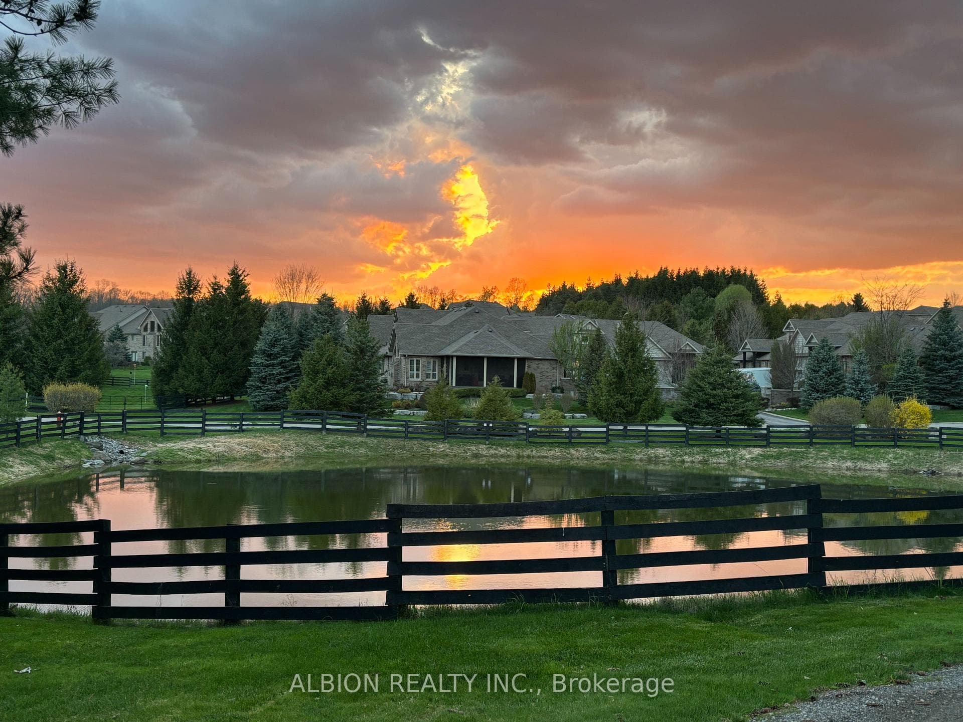 A relaxing place to call Home
