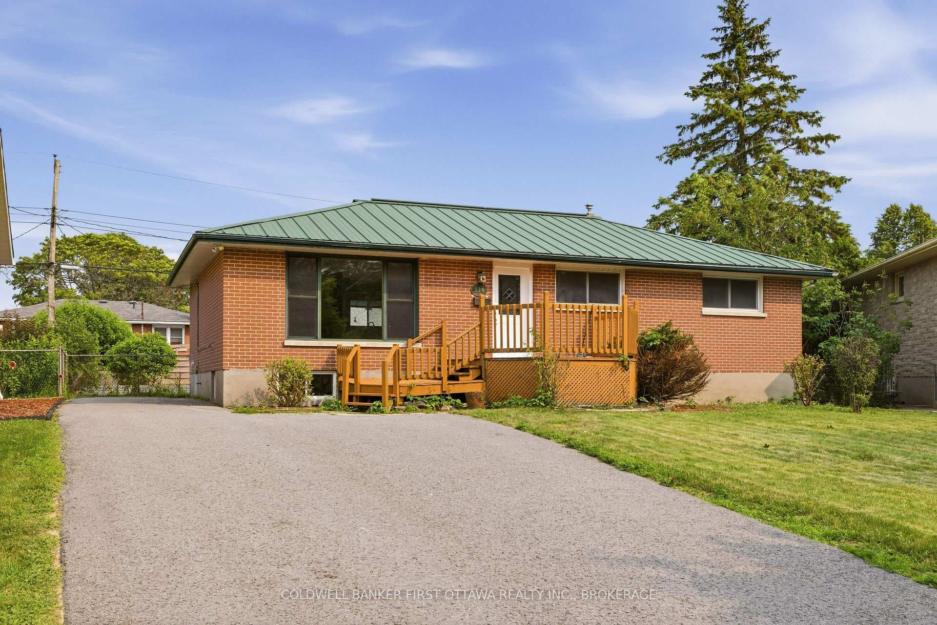 110 Liddell Crescent photo 1
