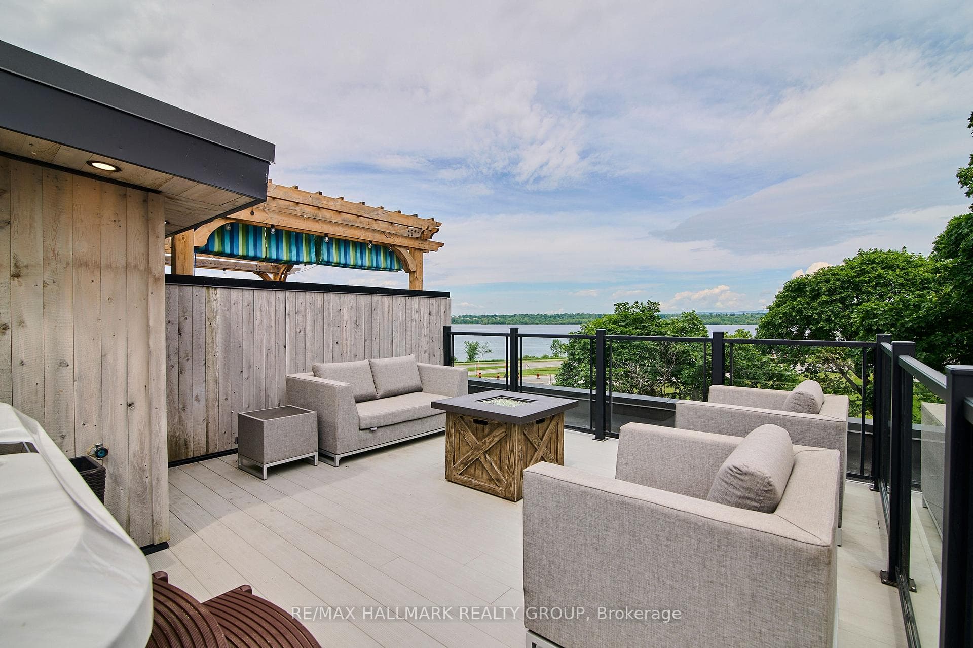 3rd floor terrace