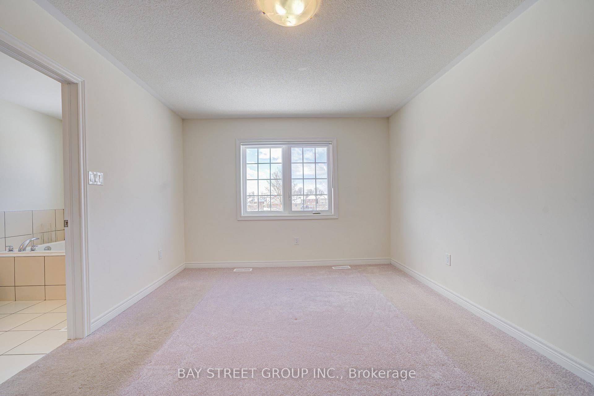 87 Bayardo Drive photo 25