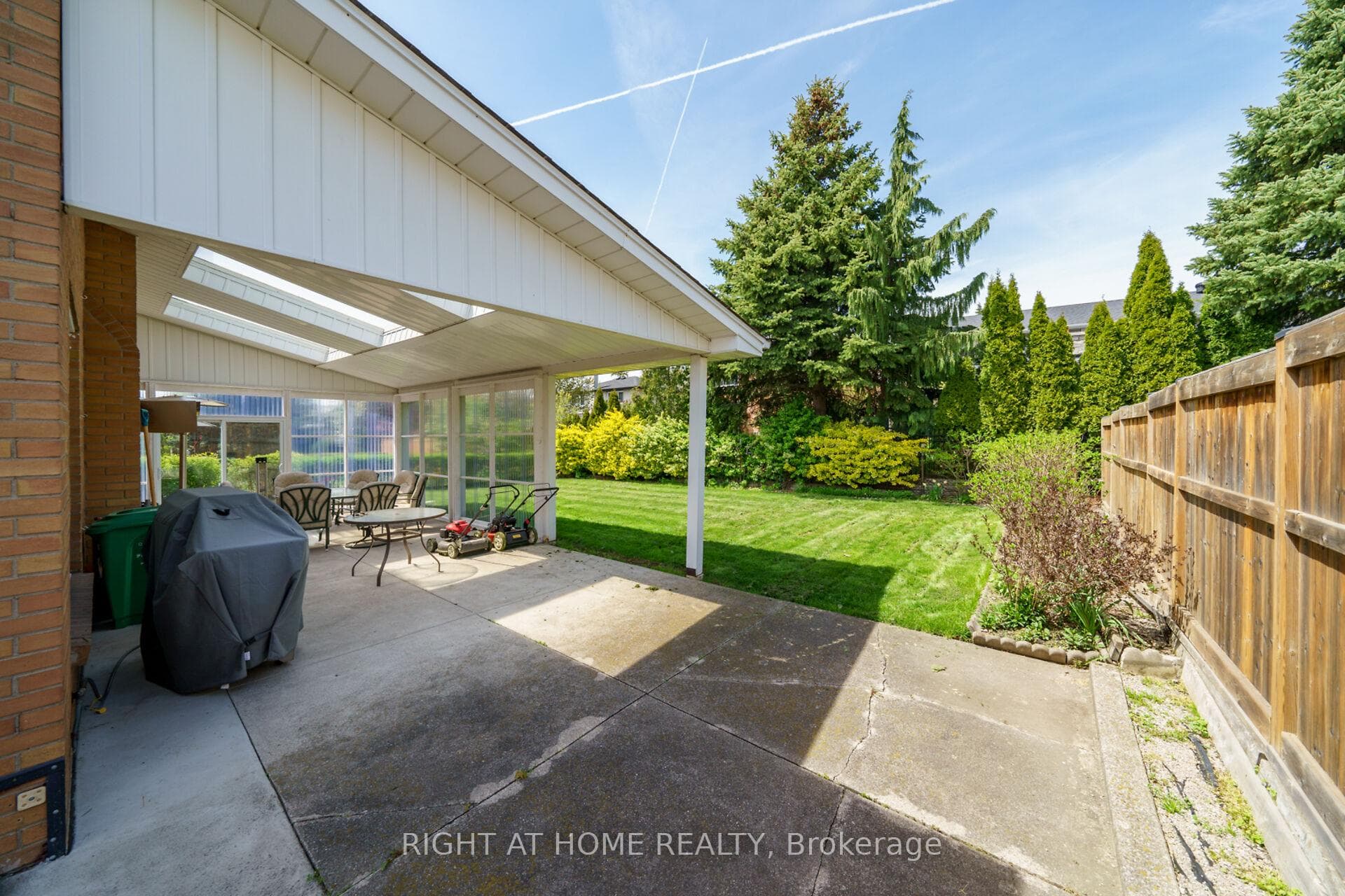 3537 Golden Orchard Drive photo 2