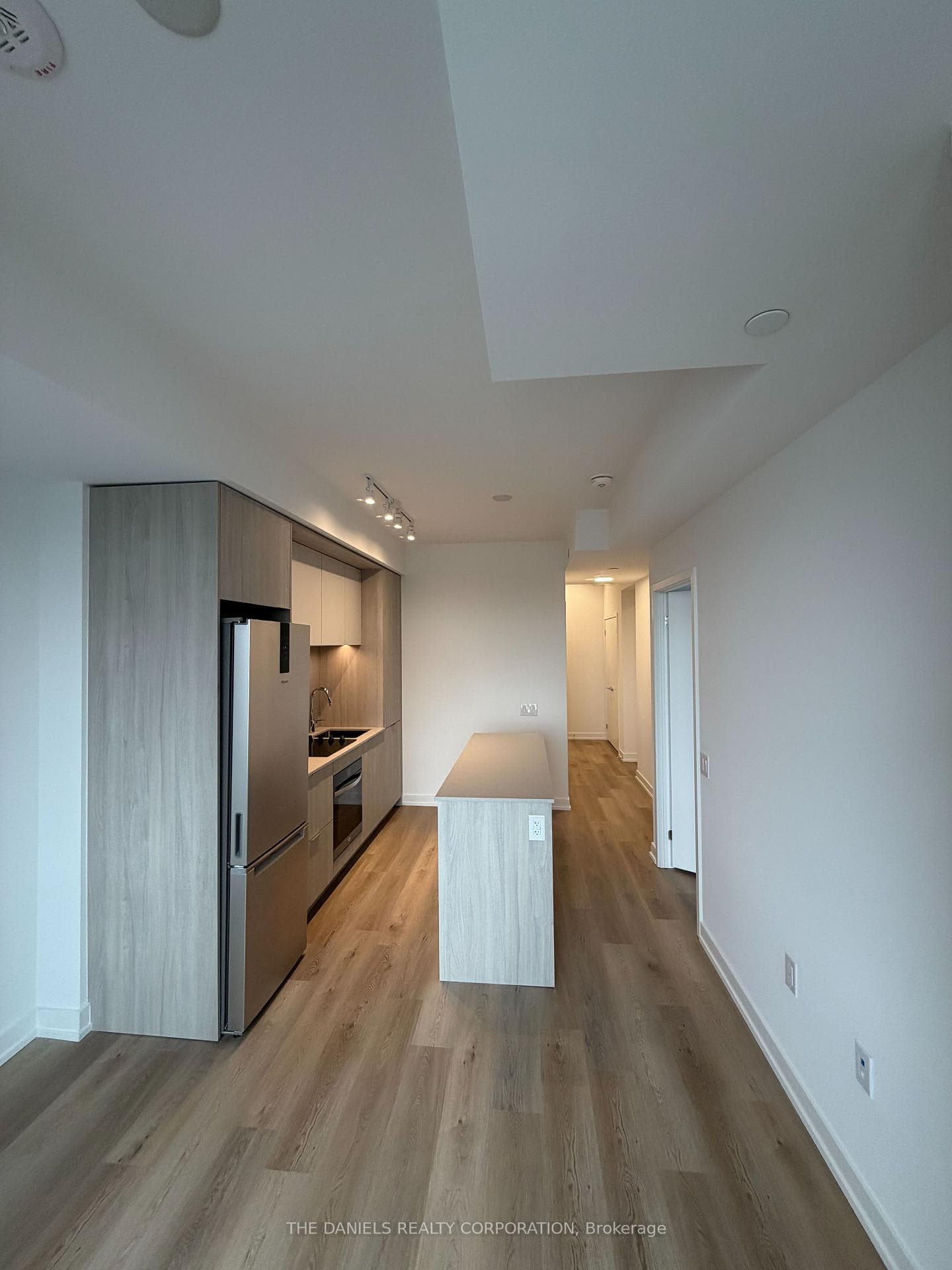 395 Square One Drive Unit 1502 photo 2