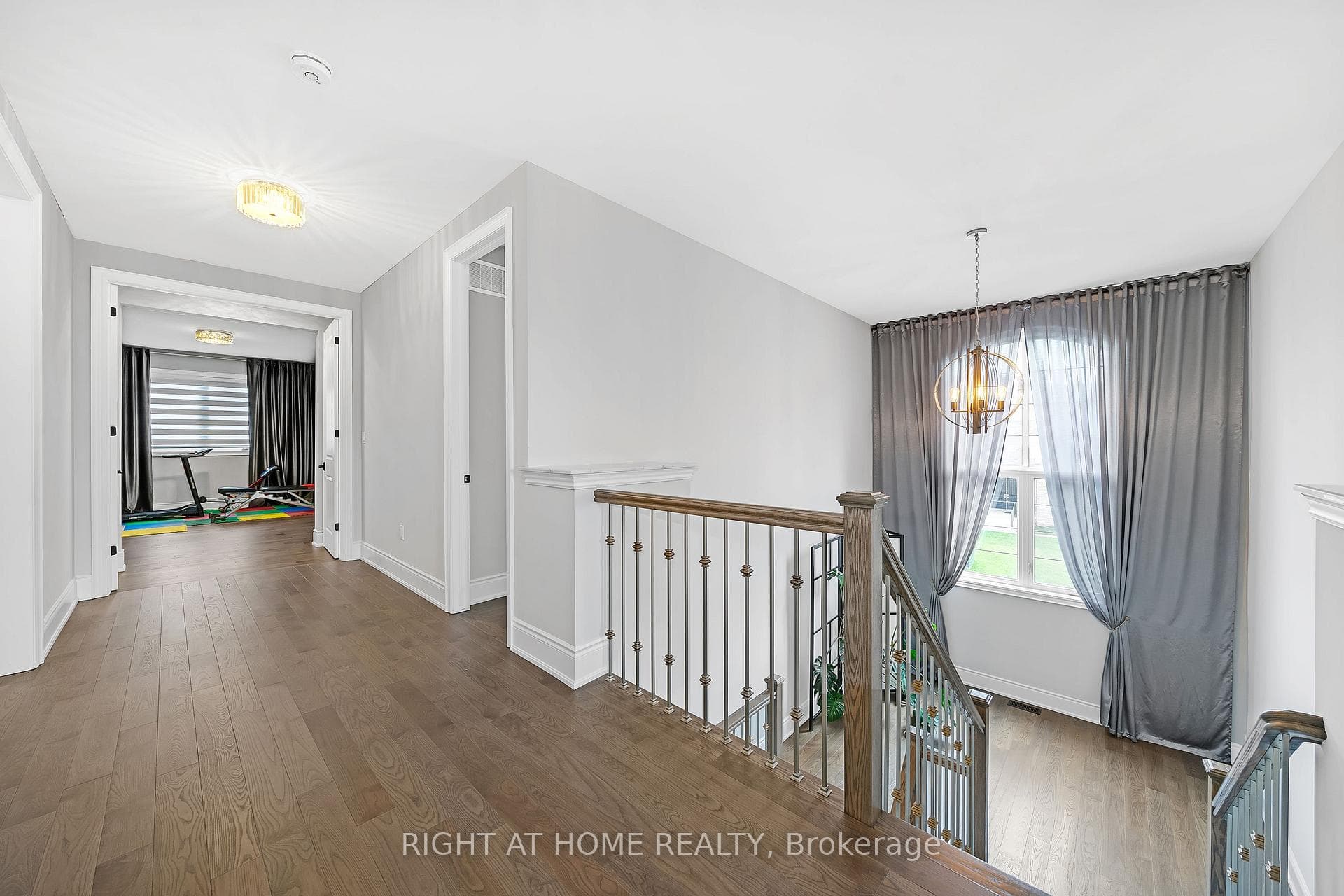 45 Cairns Gate photo 24
