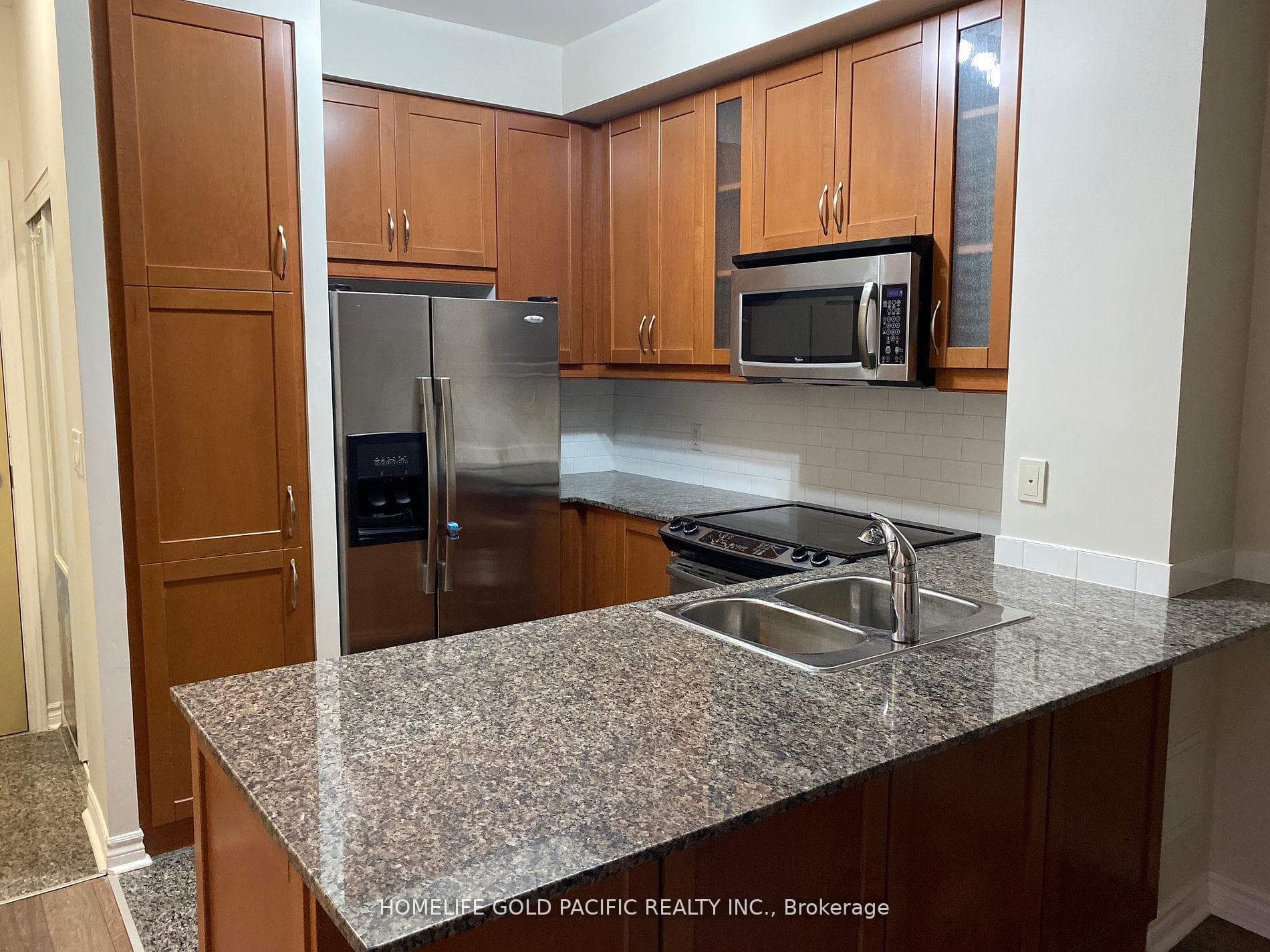 18 Holmes Avenue Unit 707 photo 8