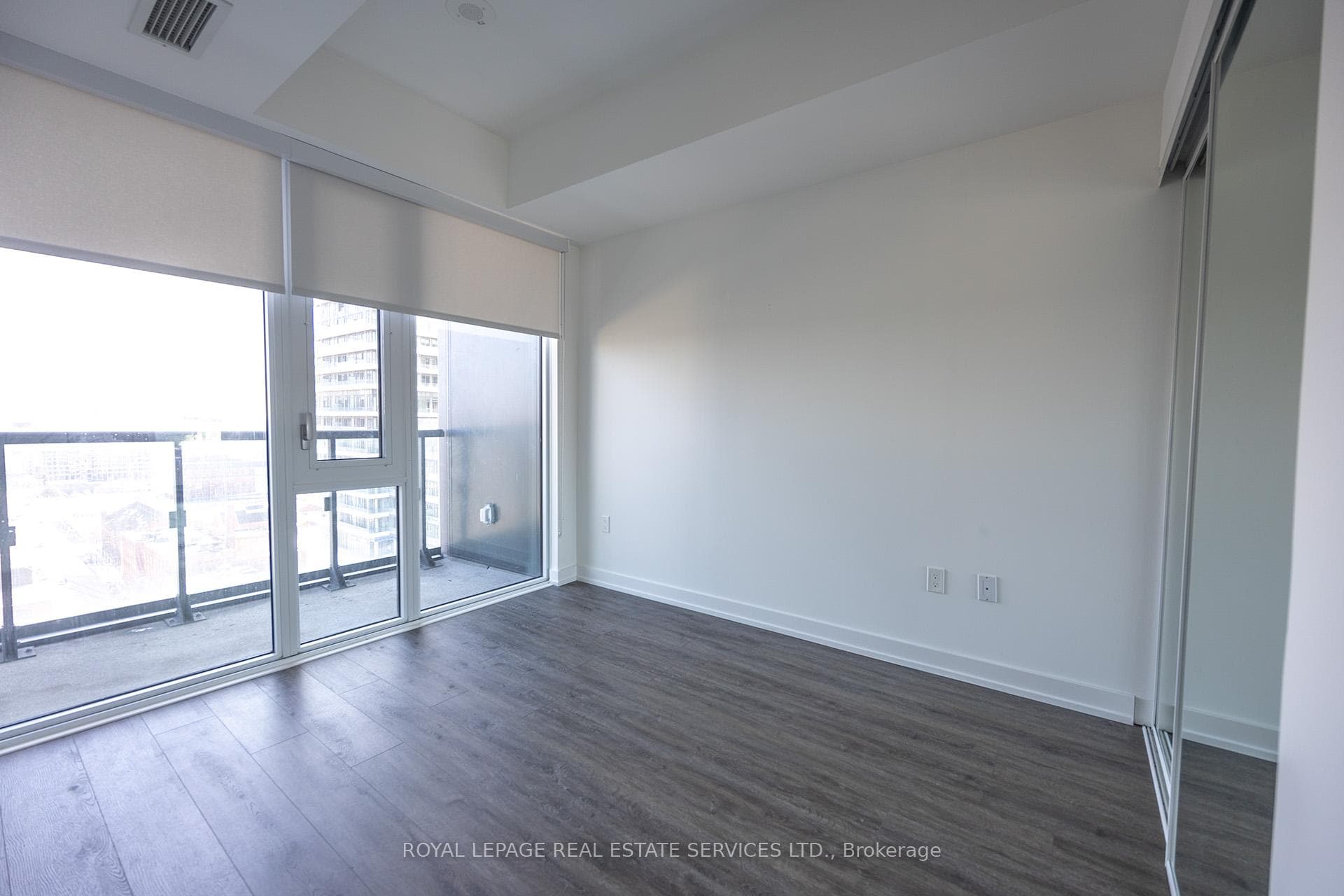 Spacious Bedroom