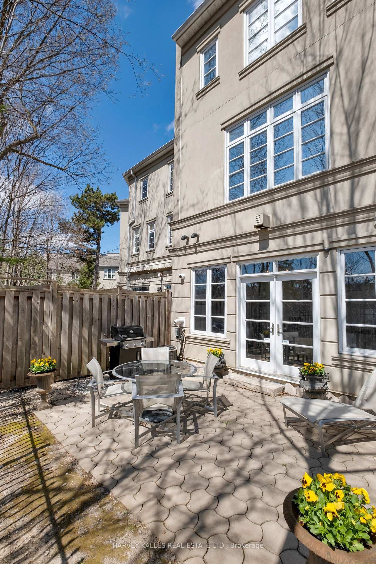 49 York Mills Road Unit 505 photo 41