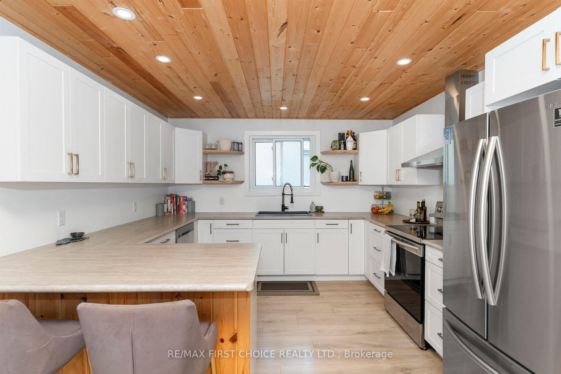 222 Wolseley Street photo 4