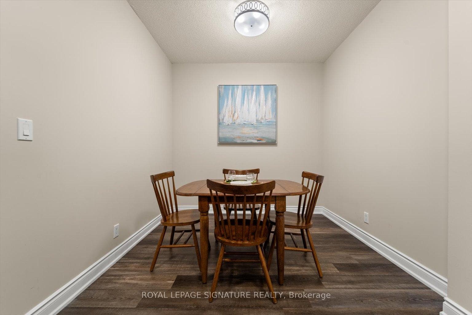 9225 Jane Street Unit 511 photo 4
