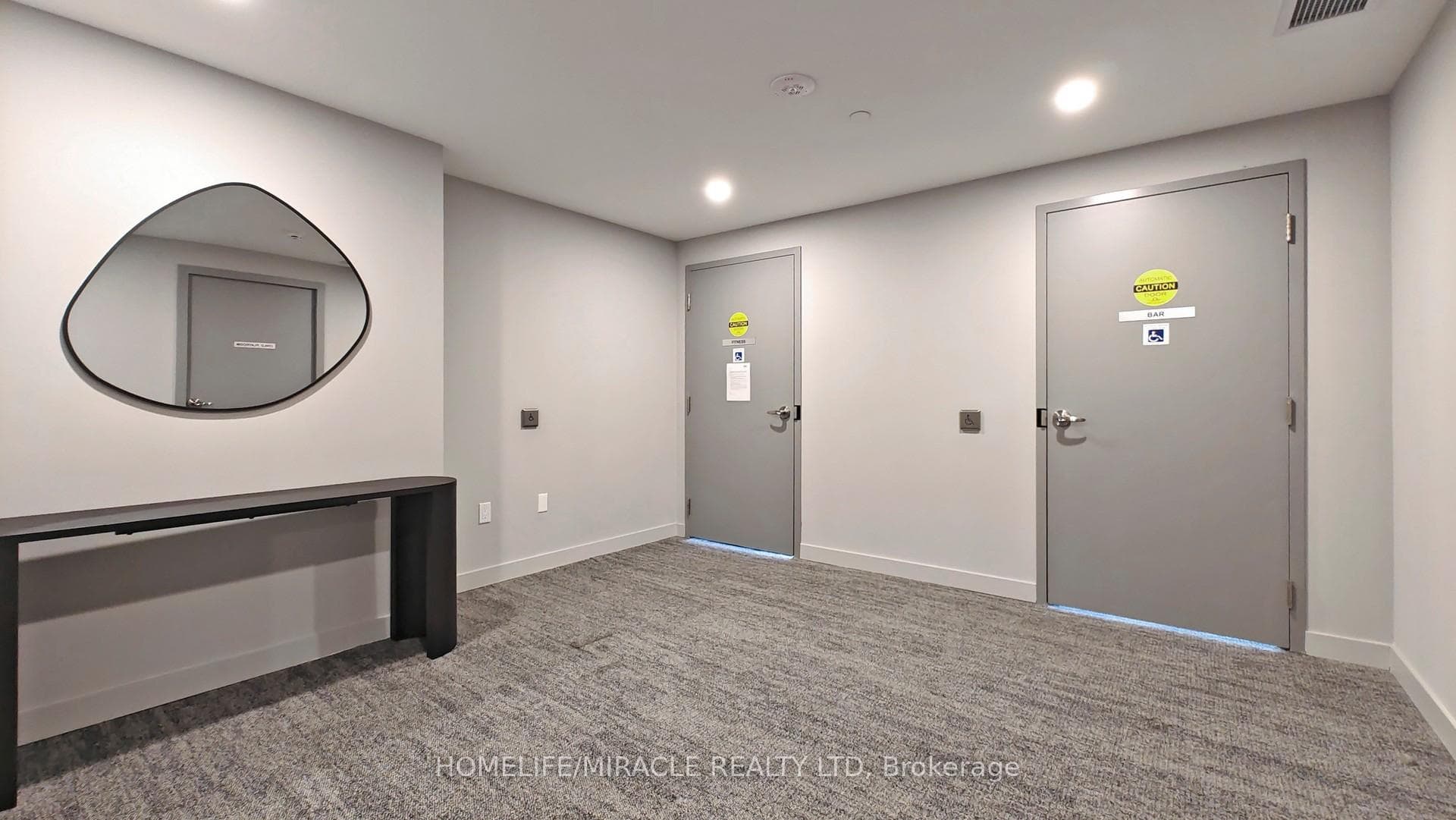 859 The Queensway N/A Unit 805 photo 37