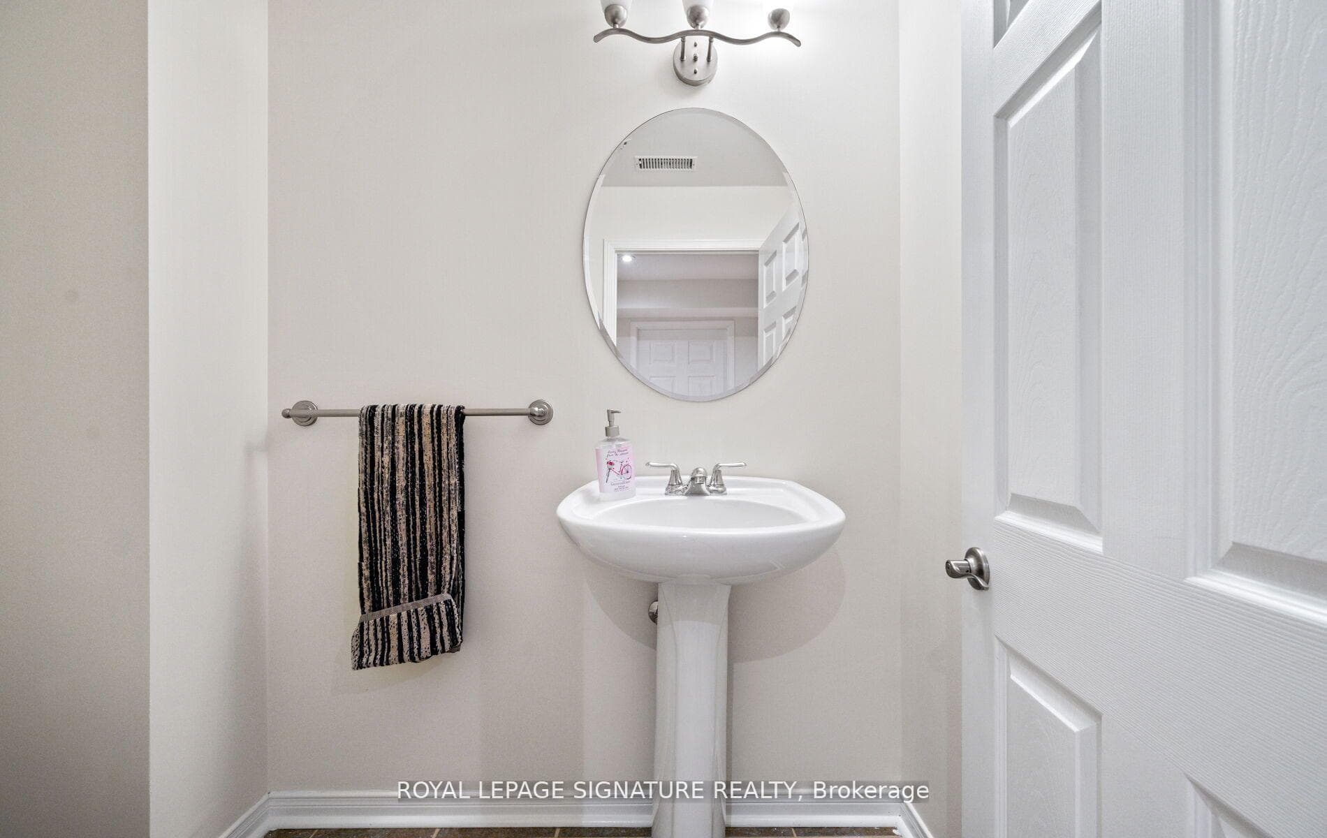 3351 Smoke Tree Road photo 41