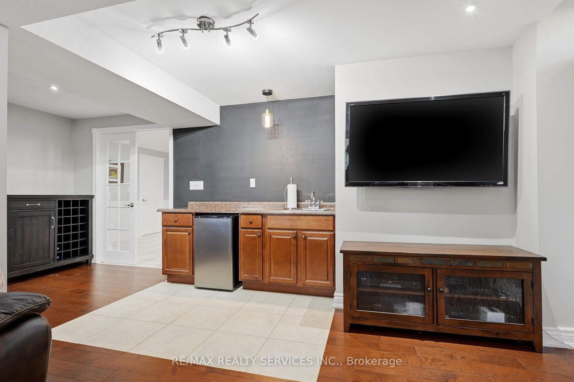 15757 McLaughlin Road photo 38
