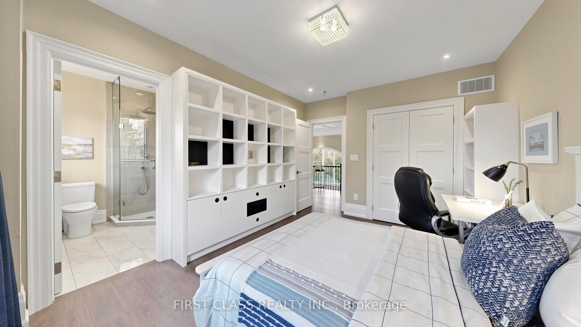2194 ELMHURST Avenue photo 37