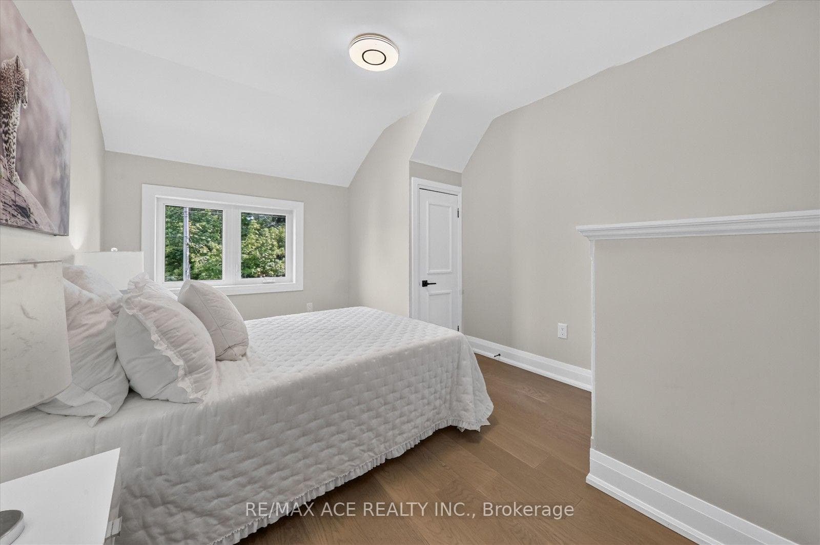 100 Dunkirk Road photo 26