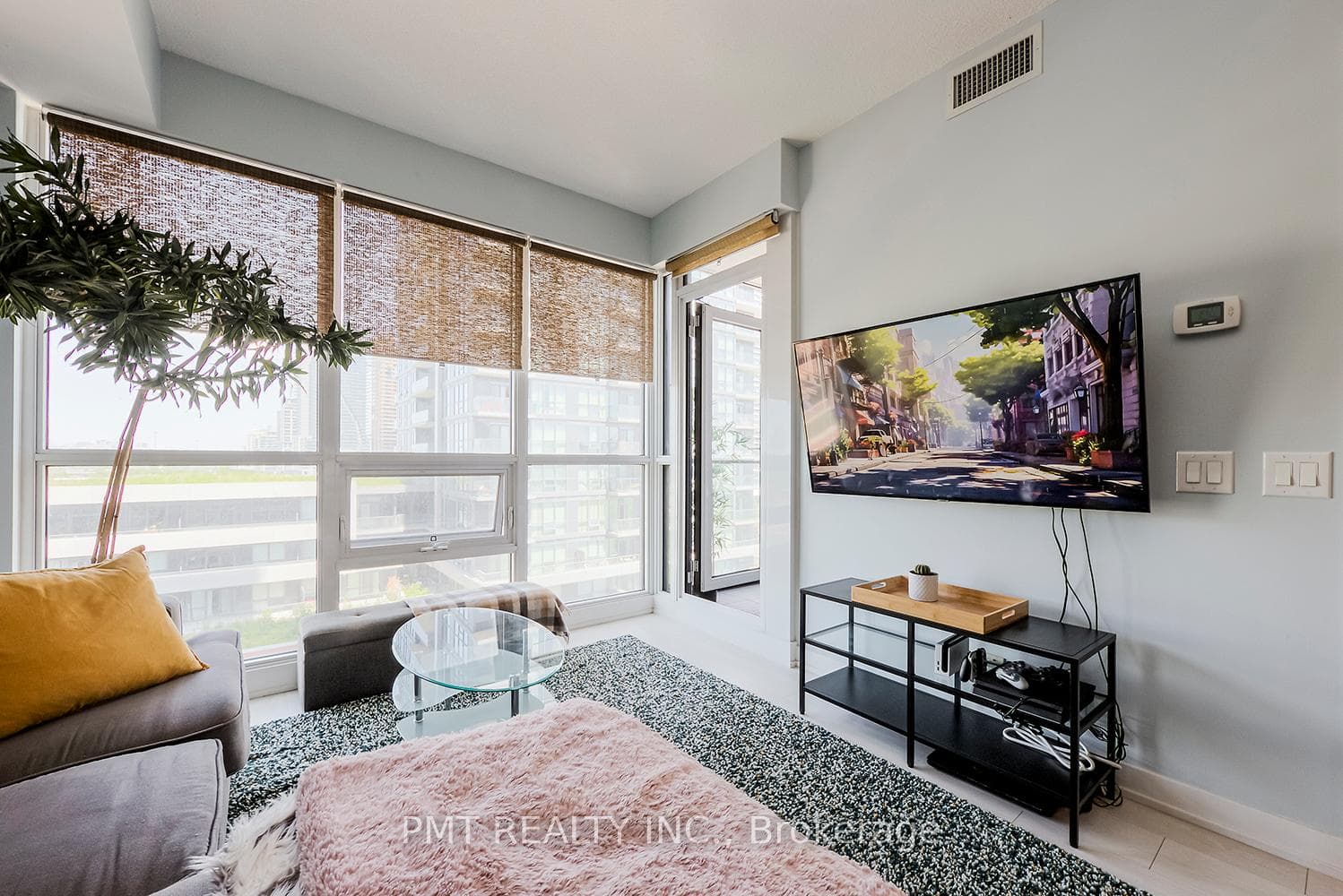 2212 Lake Shore Boulevard Unit 1010 photo 6