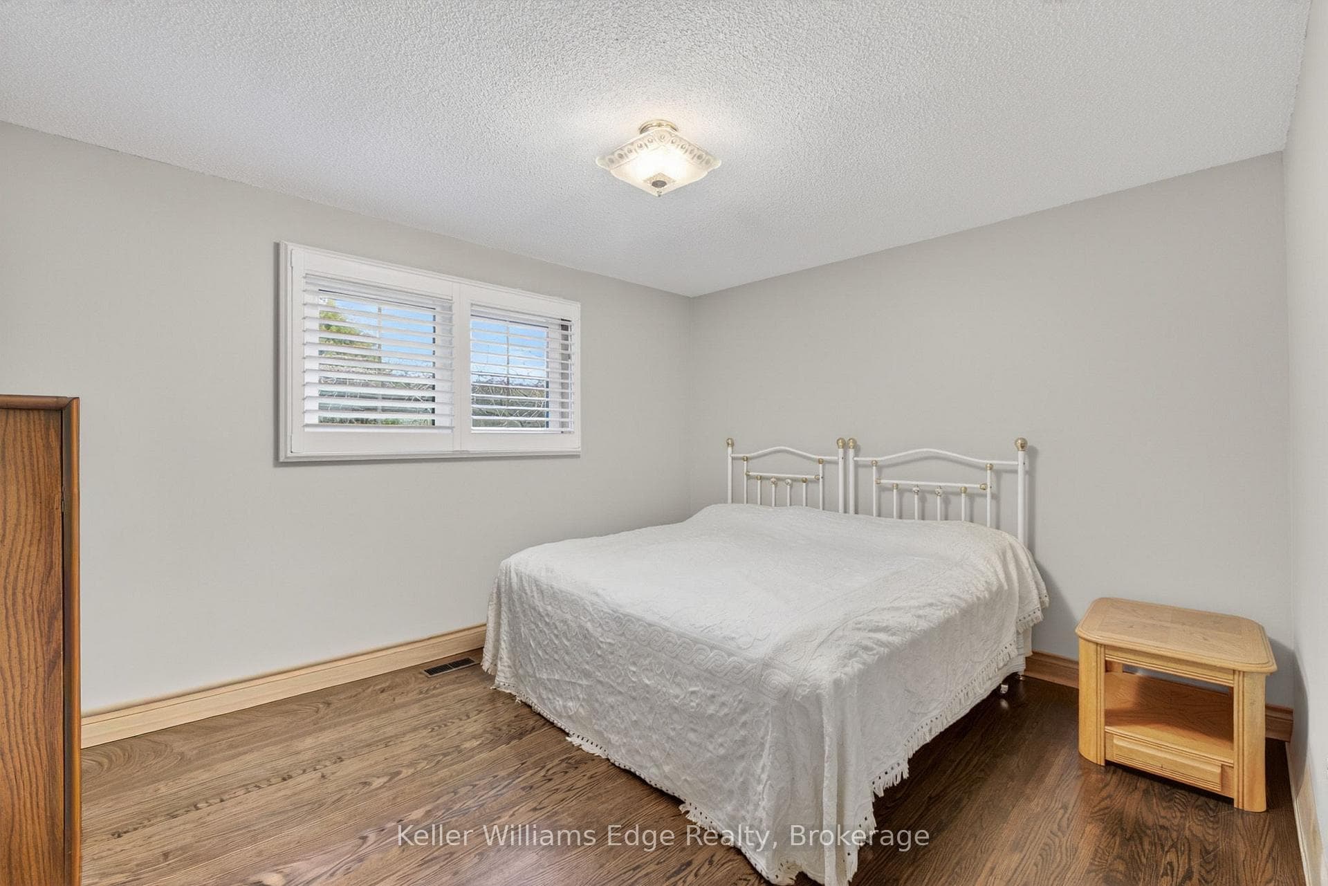 187 Council Crescent photo 21