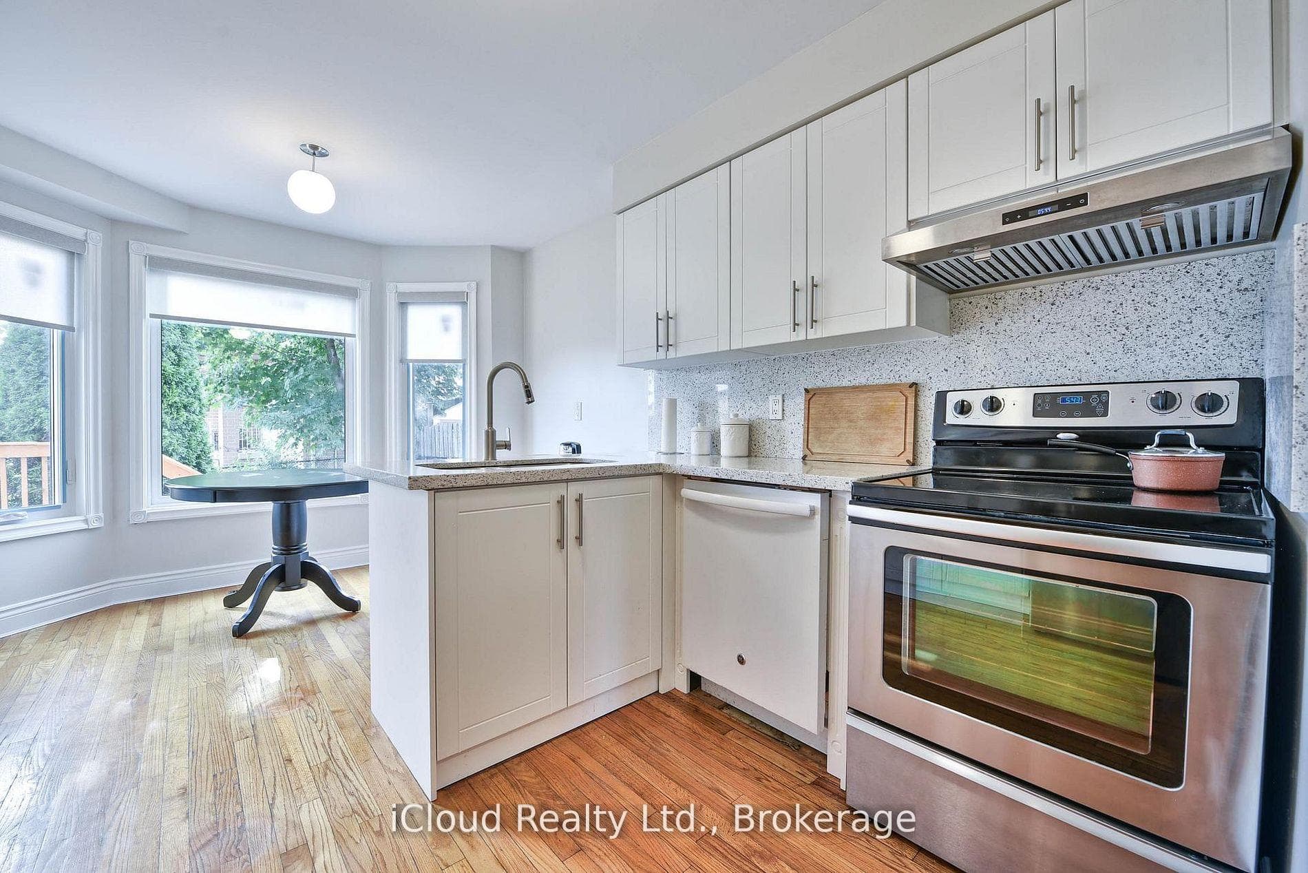 14 Timberlane Drive photo 19