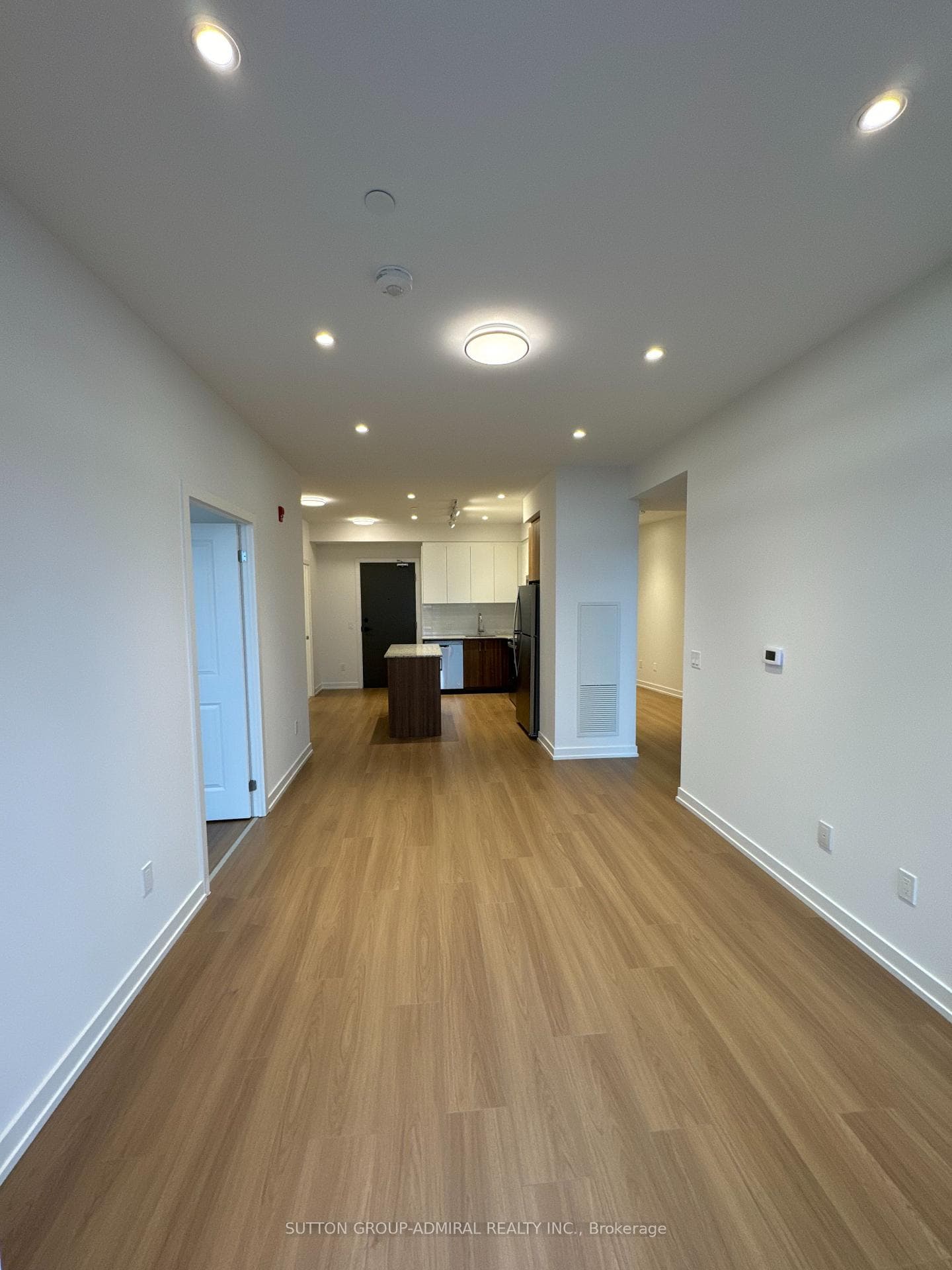 1010 Dundas Street Unit 514 photo 20