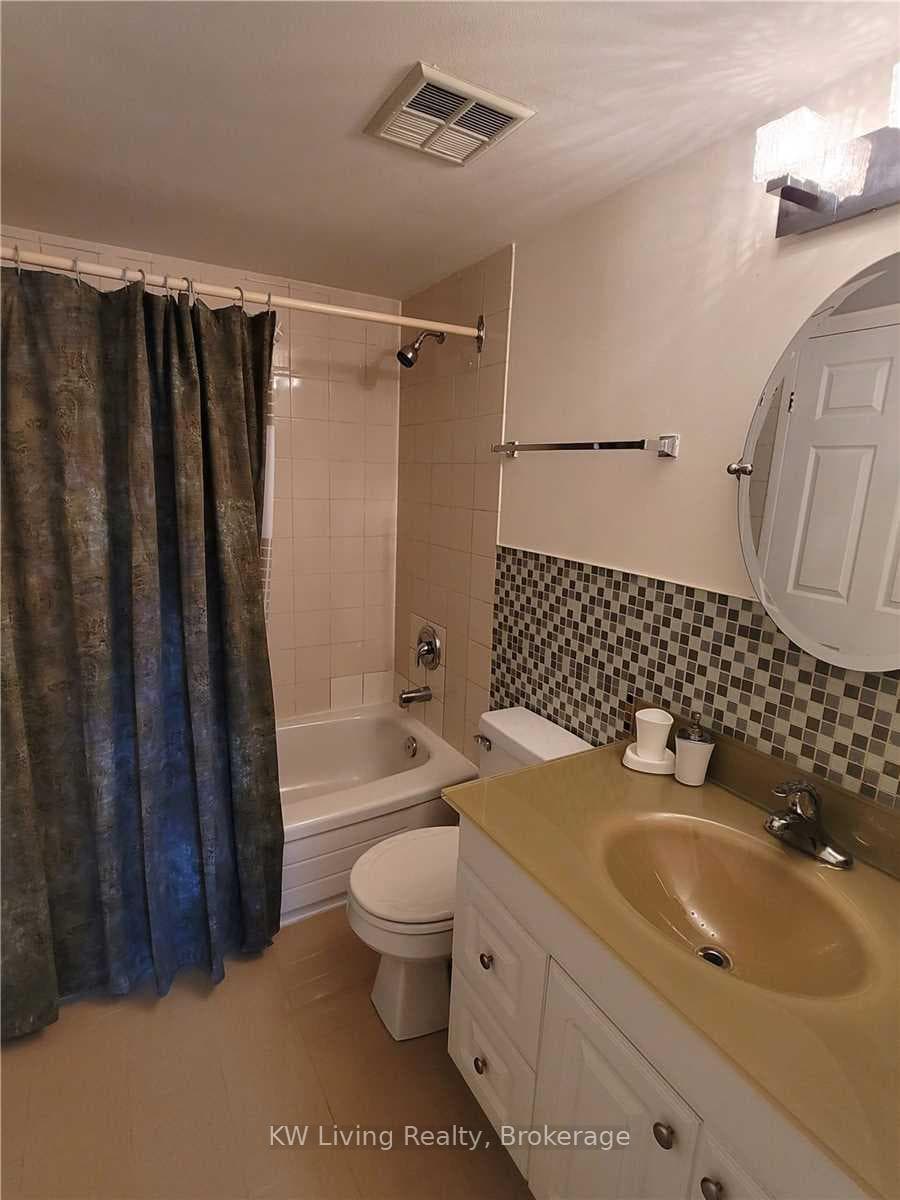 88 Alton Towers Circle Unit 104 photo 16