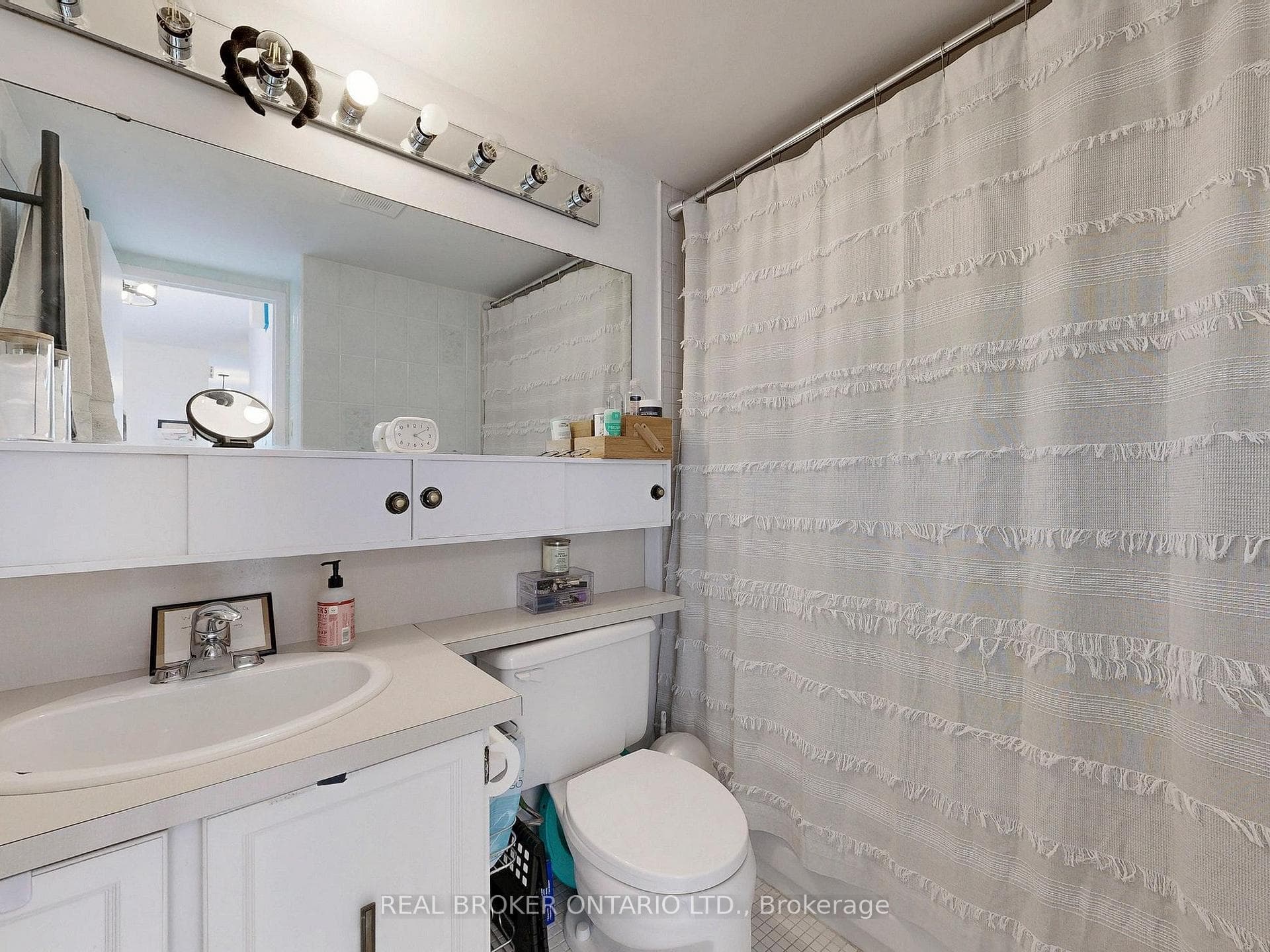 1338 York Mills Road Unit 906 photo 16