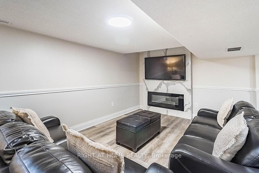 4055 Wilcox Road photo 28