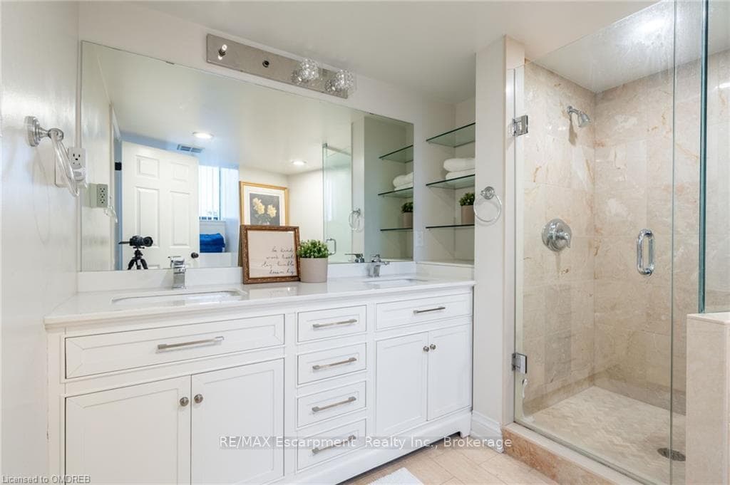 1230 MARLBOROUGH Court Unit 610 photo 16