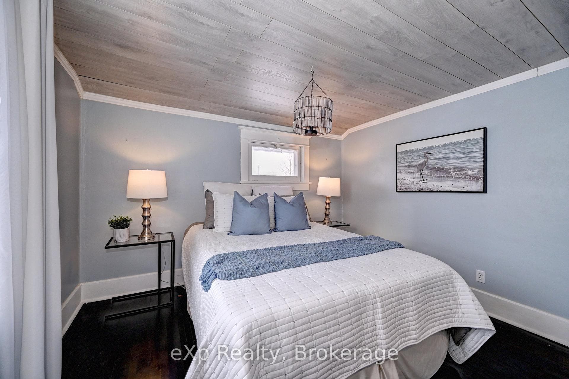 310 BARBER Avenue photo 32