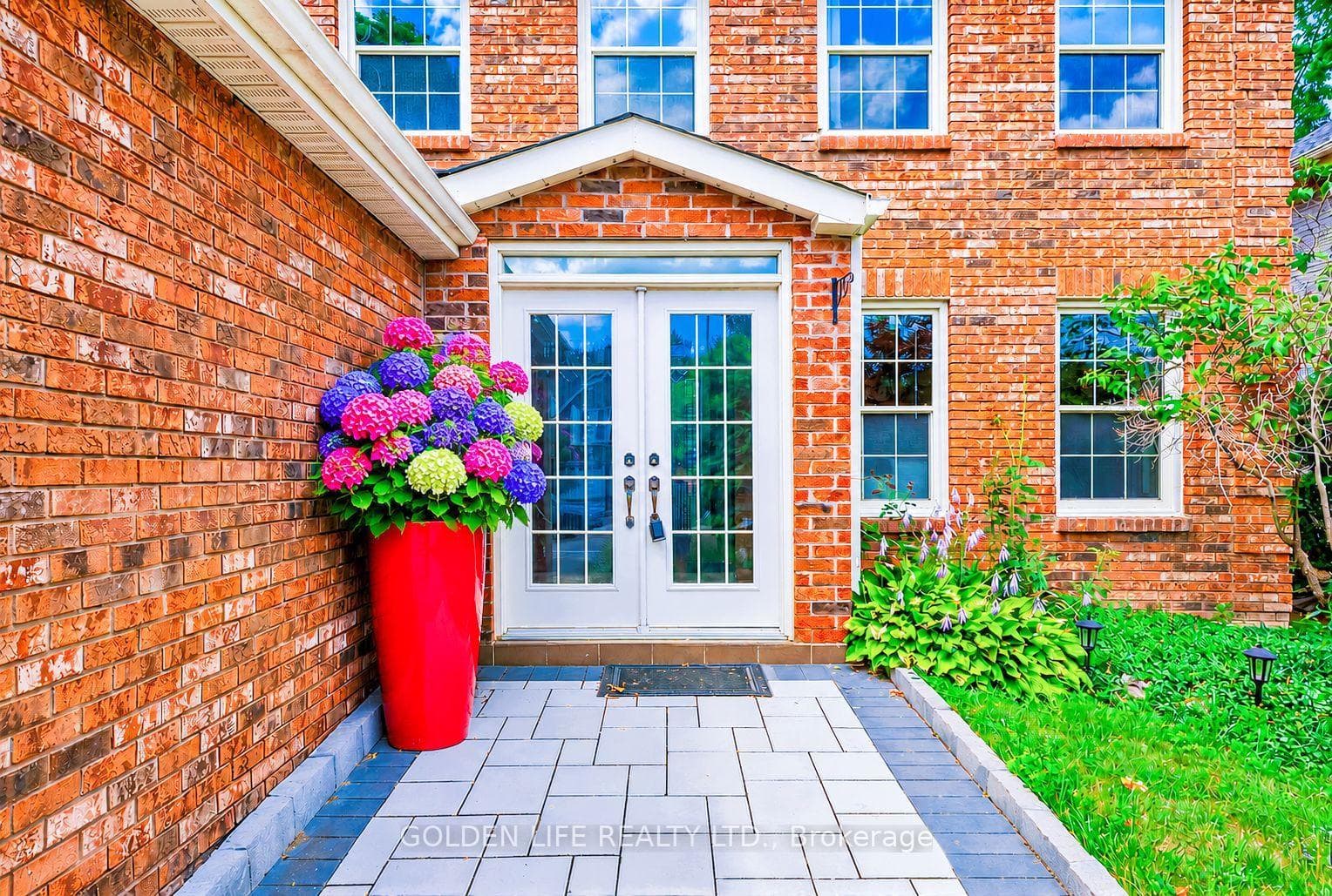 186 Carlton Road photo 2