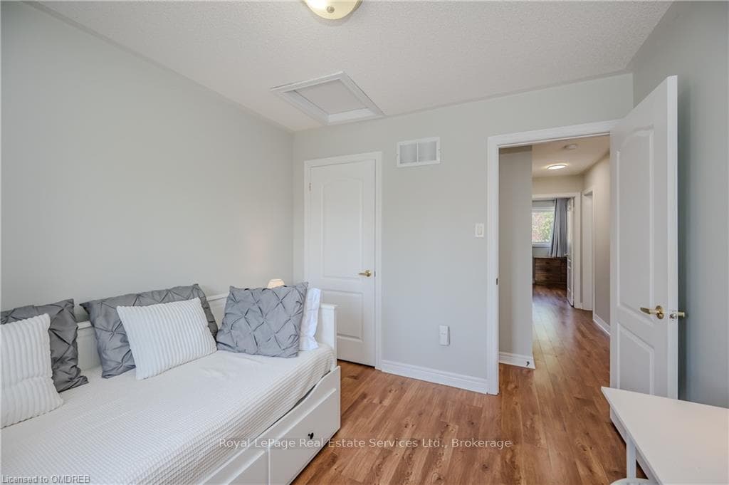 1050 GRAND Boulevard Unit 23 photo 21