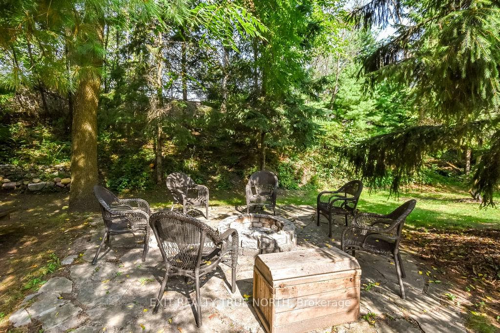 28 Nicholson Crescent photo 44