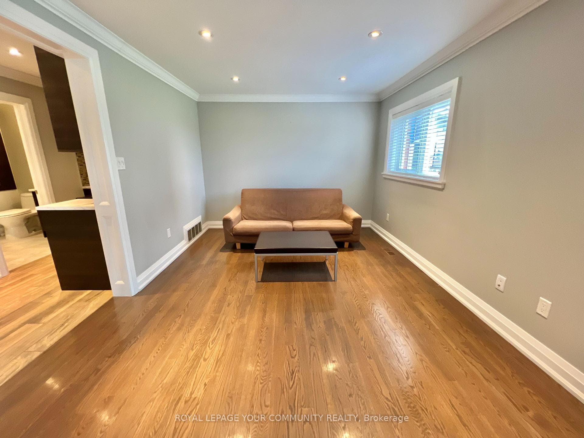 121 Button Road Unit Main photo 4