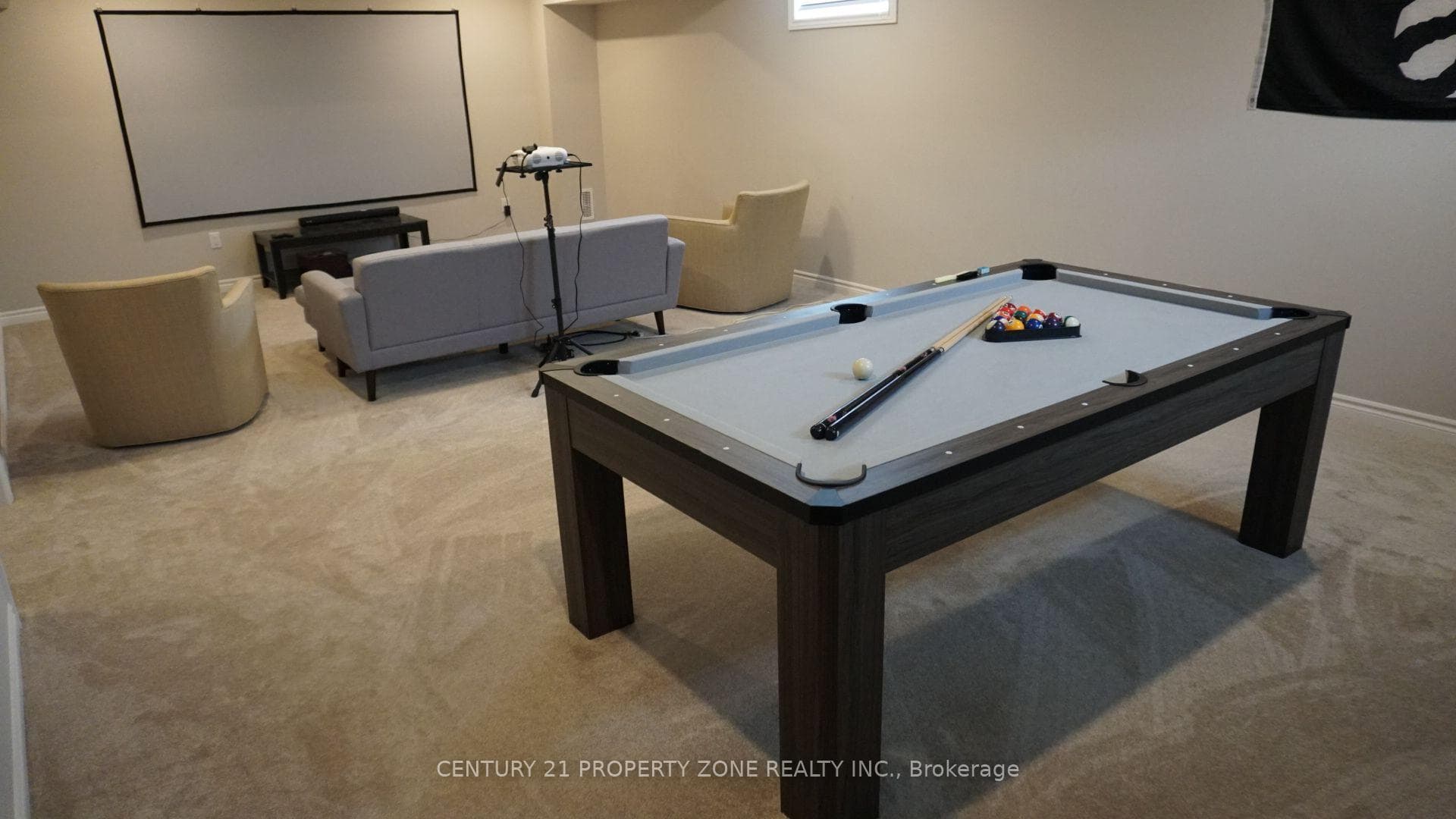 227 Mowat Street photo 9