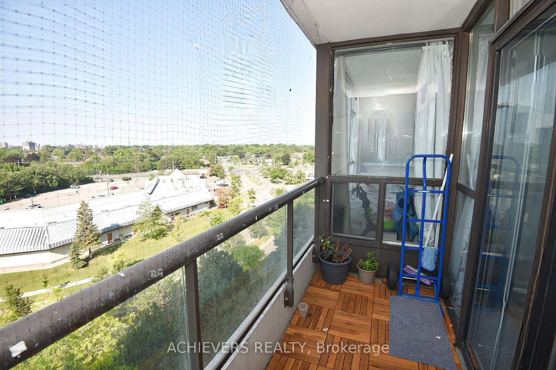 1 Rowntree Road Unit 914 photo 18