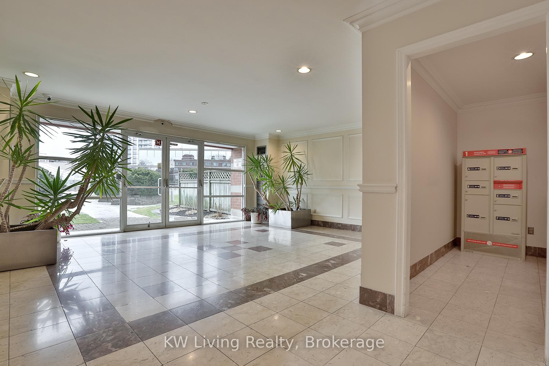 9 Chalmers Road Unit 101 photo 4
