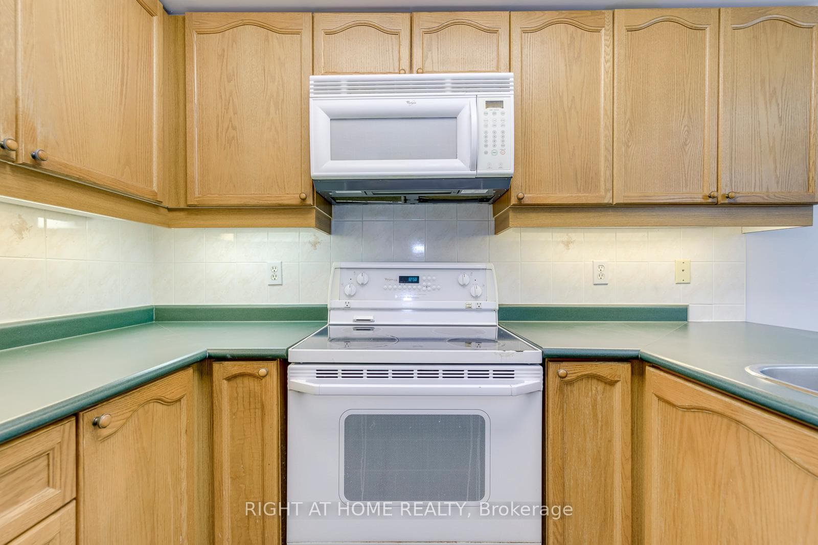 38 Fairview Road Unit 38 photo 18