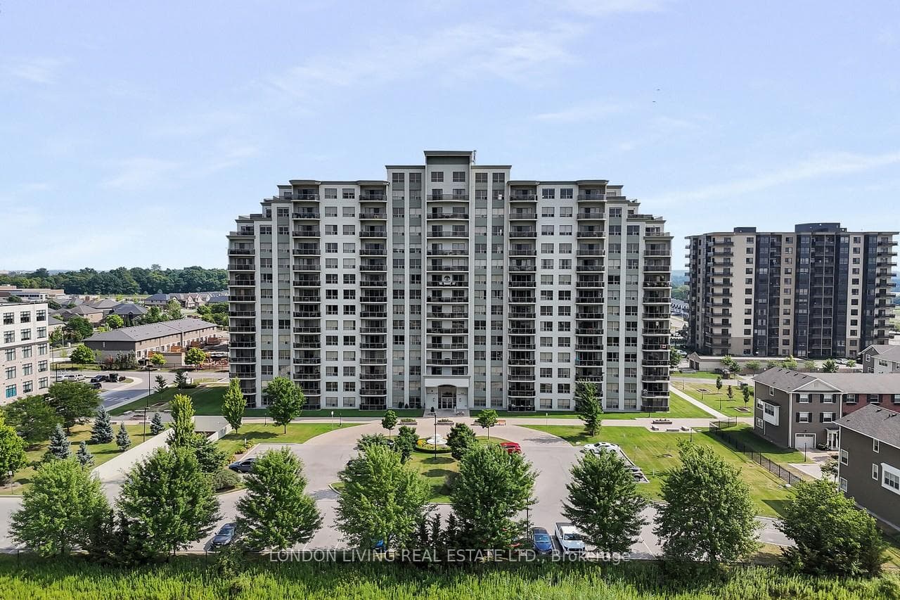 1030 Coronation Drive Unit 1405 photo 2