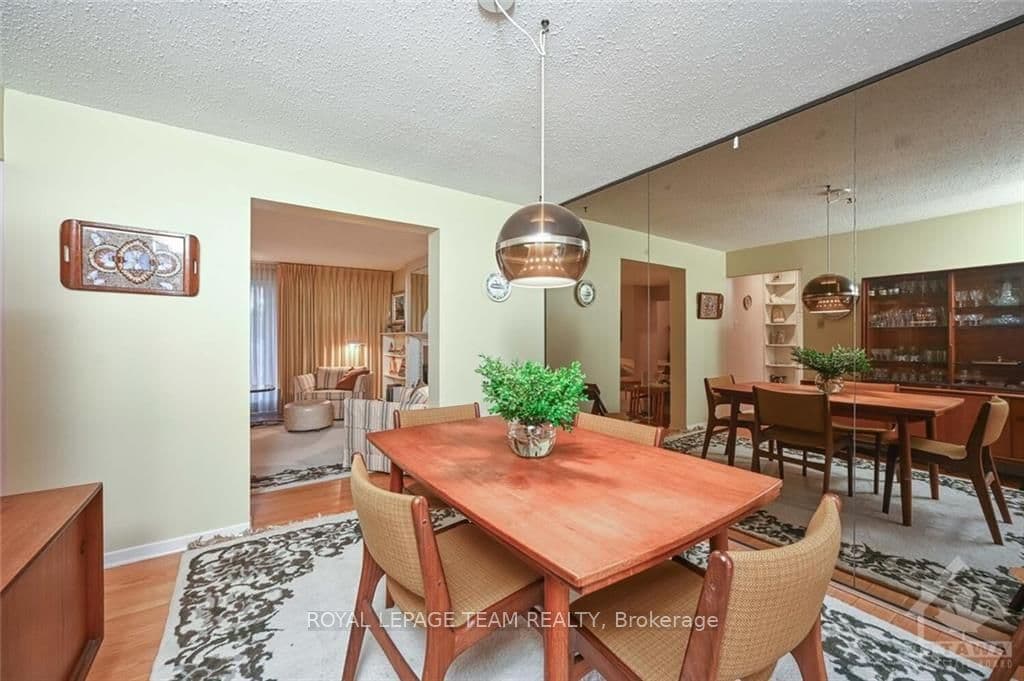 51 BEAUMARIS Drive photo 8
