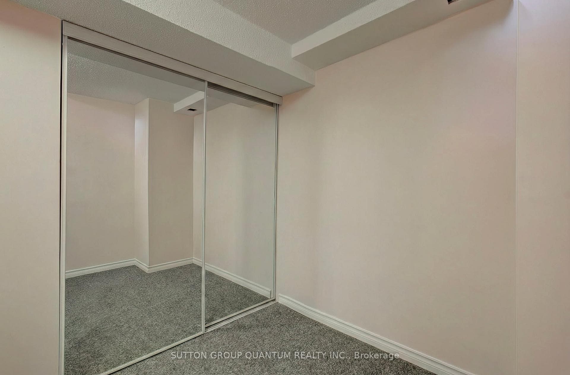 4396 Lee Drive photo 26