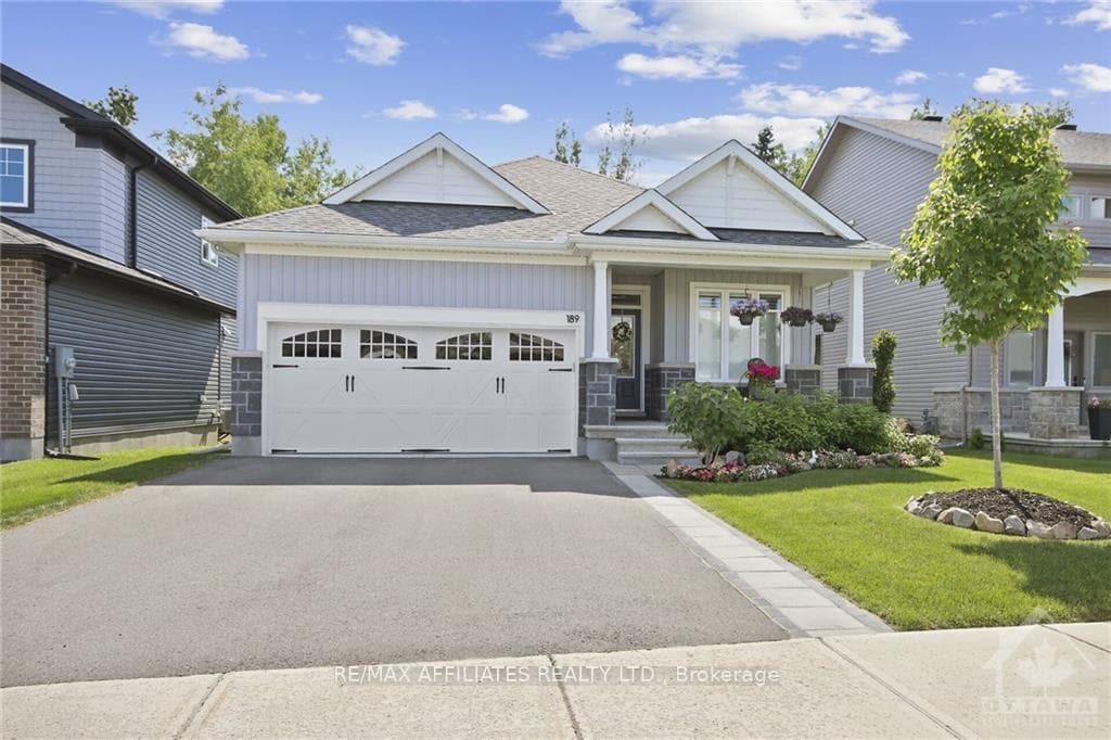 189 BLACKHORSE Drive photo 1
