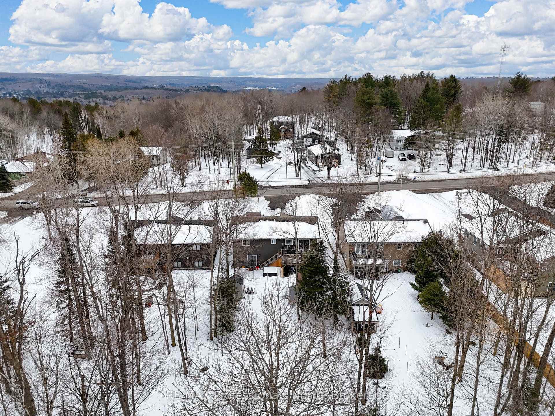 230 Townline Road W Road photo 41