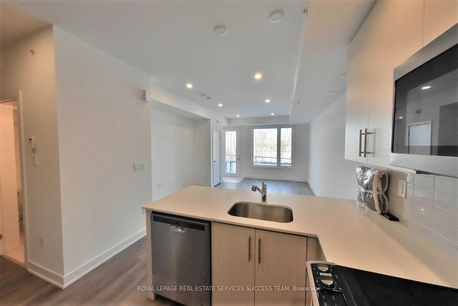 3473 Widdicombe Way Unit 24 photo 9