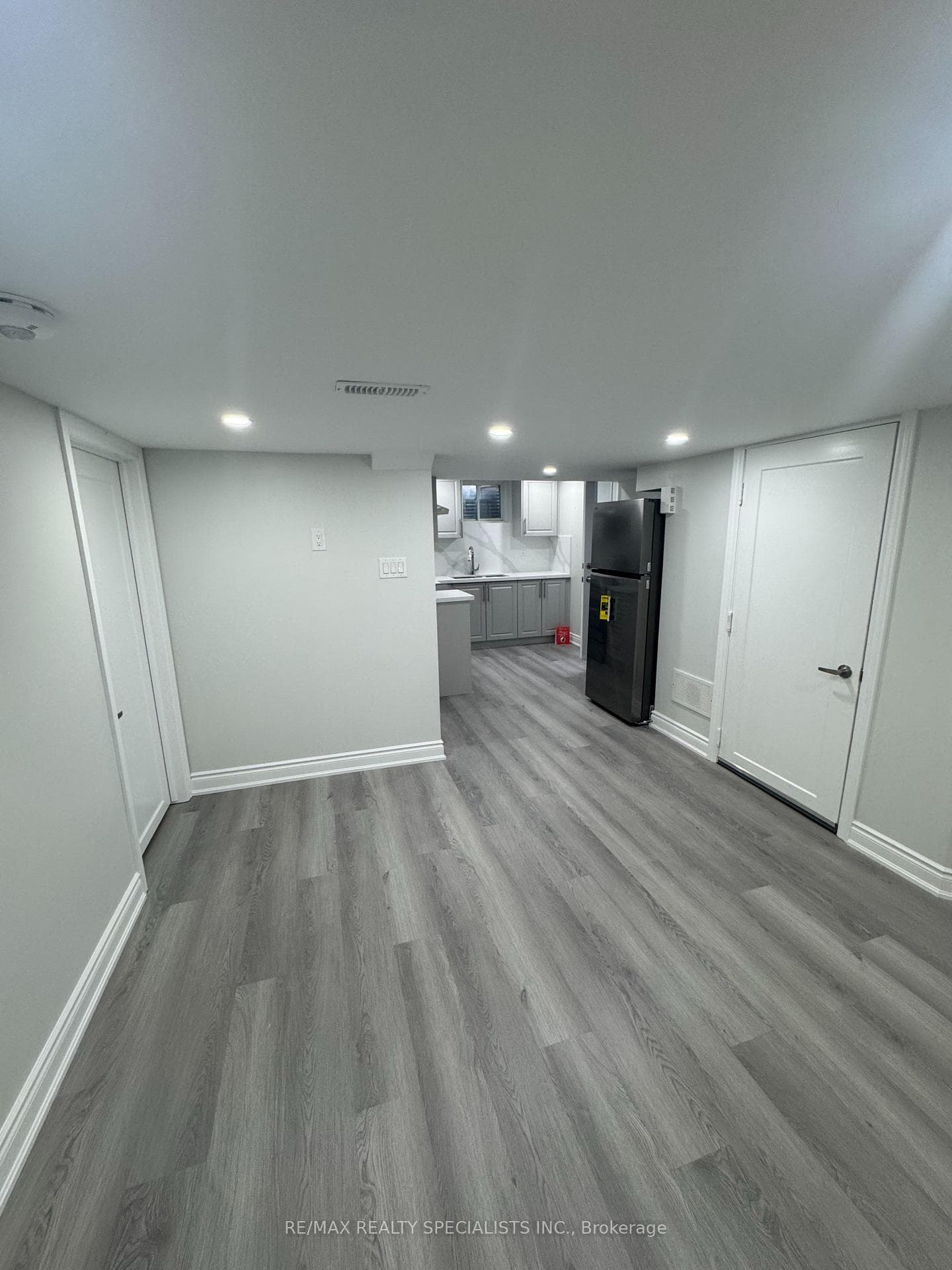 20 Elderberry Street Unit (Basement) photo 6