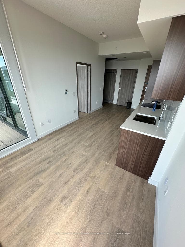 3 Concord Cityplace Way Unit 5102 photo 9