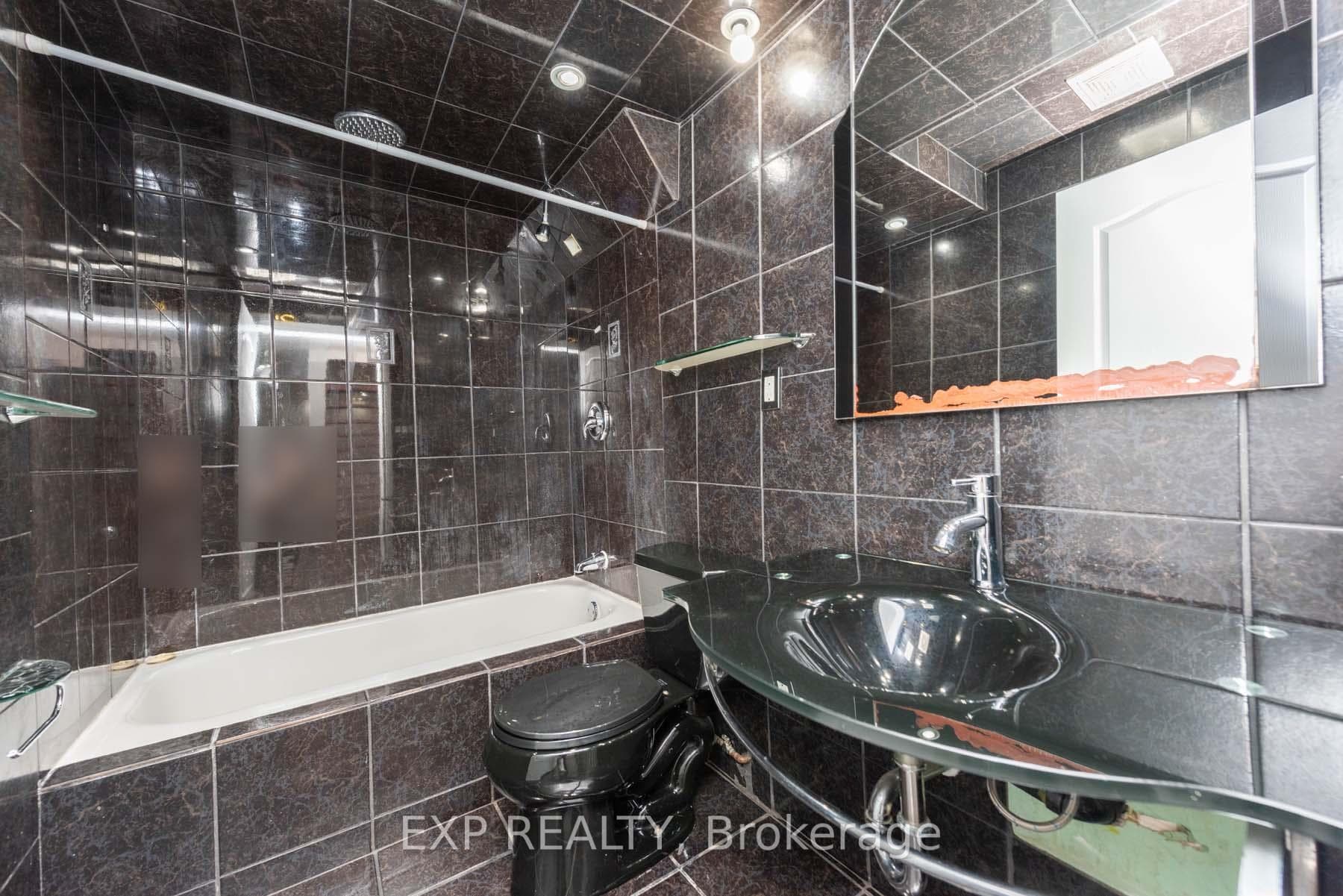 16 Morningdew Crescent photo 23