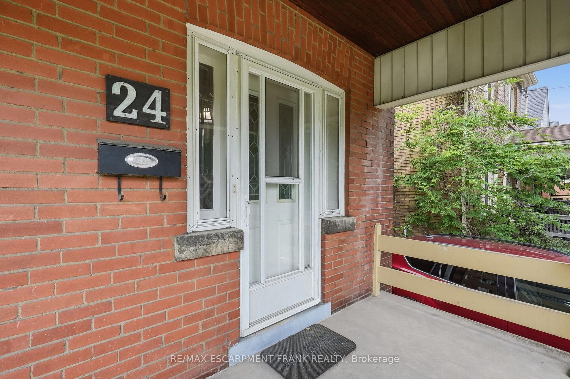 24 Cliff Avenue photo 7