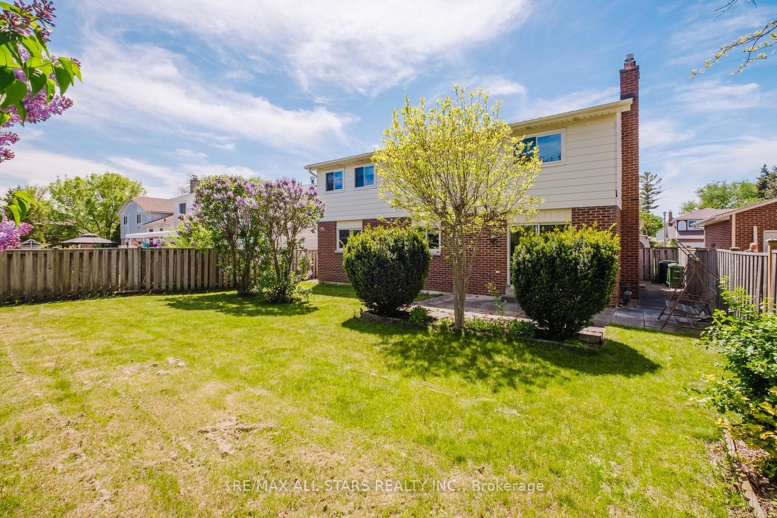 45 Wellpark Boulevard photo 35