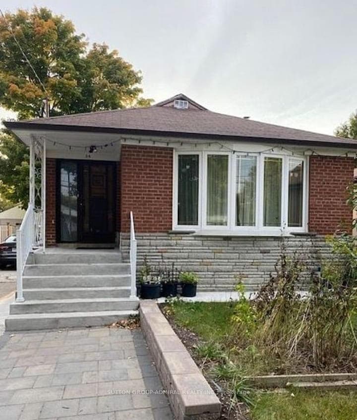 34 Crocus Drive Unit Main Flr photo 1